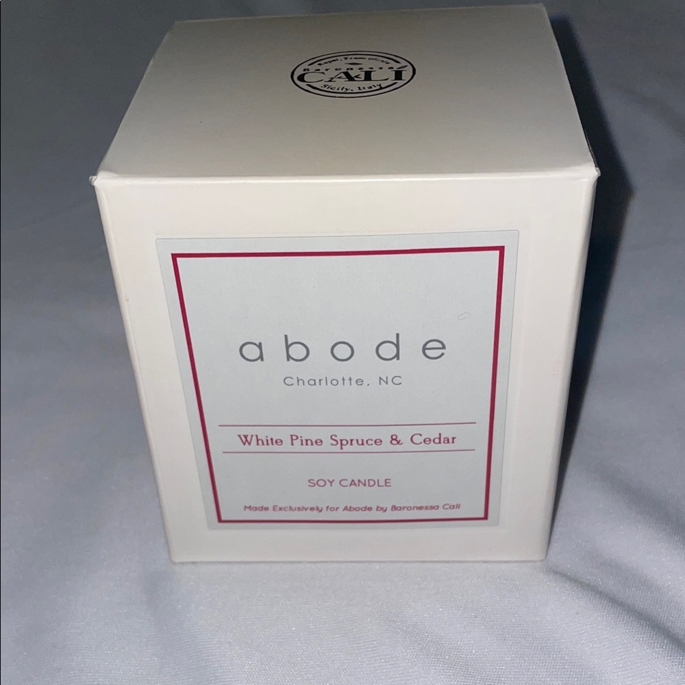Abode White Pine & Cedar Soy Candle